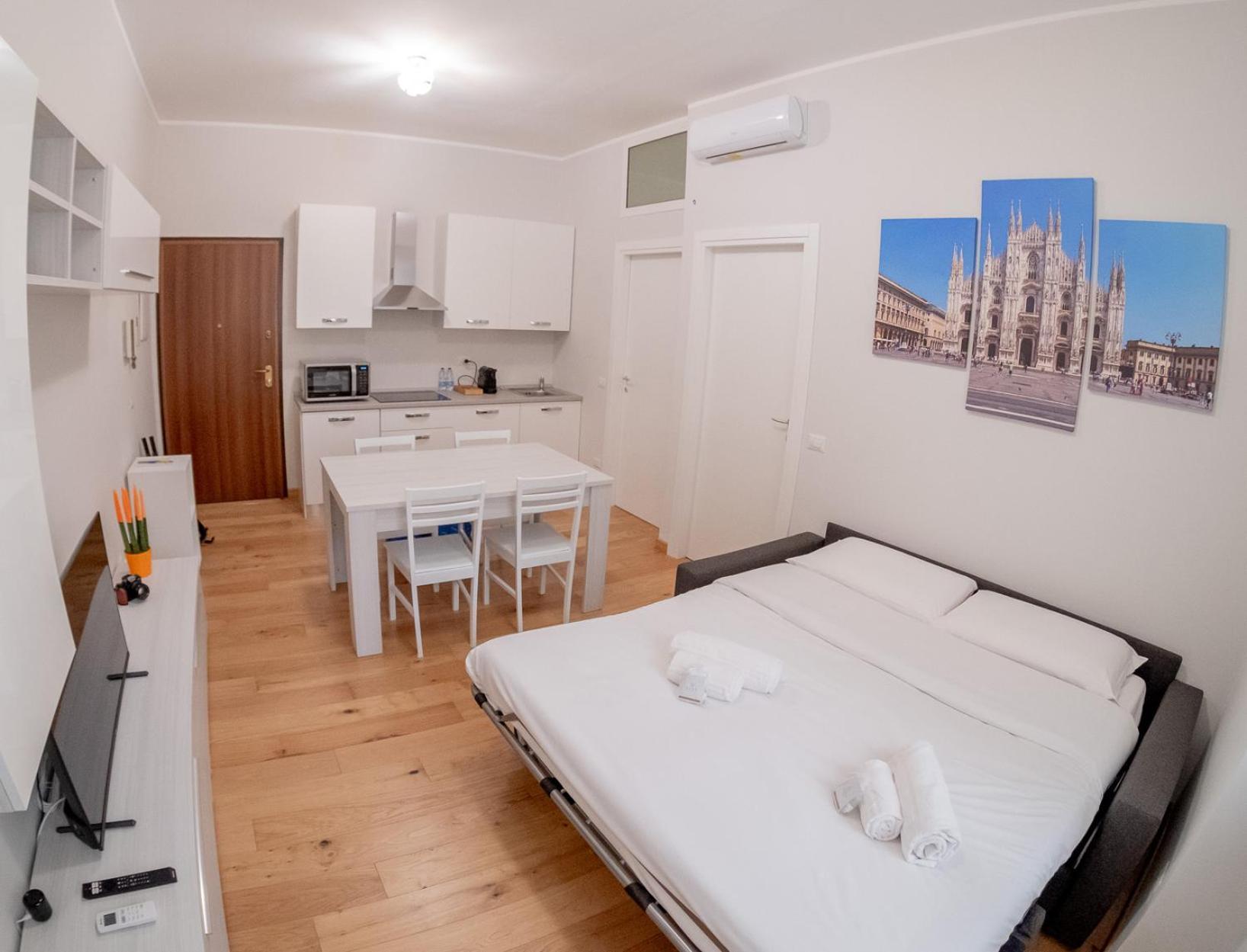 Gohost - City Hideaway A Few Minutes From Milano Centrale Milão Exterior foto
