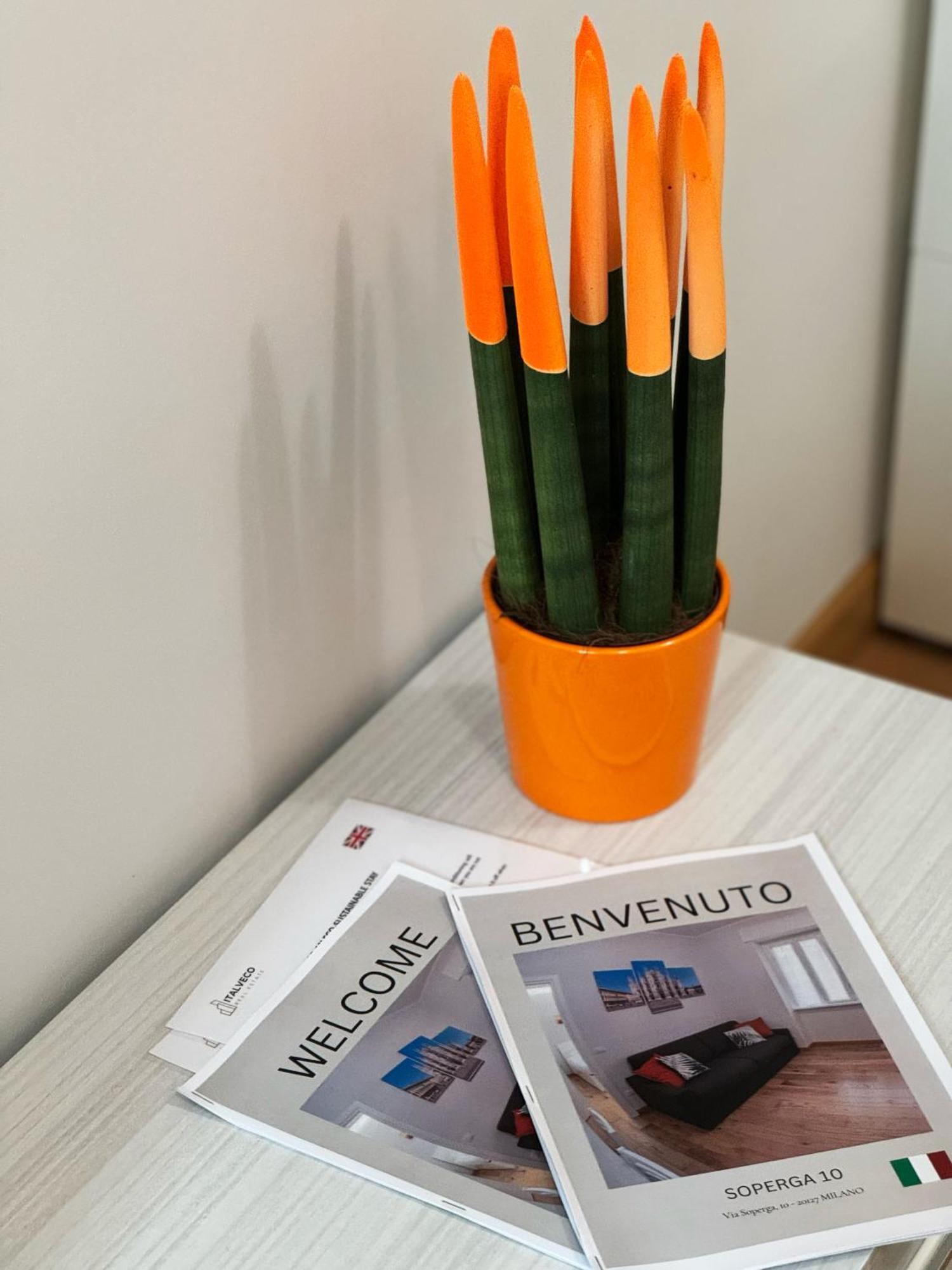 Gohost - City Hideaway A Few Minutes From Milano Centrale Milão Exterior foto